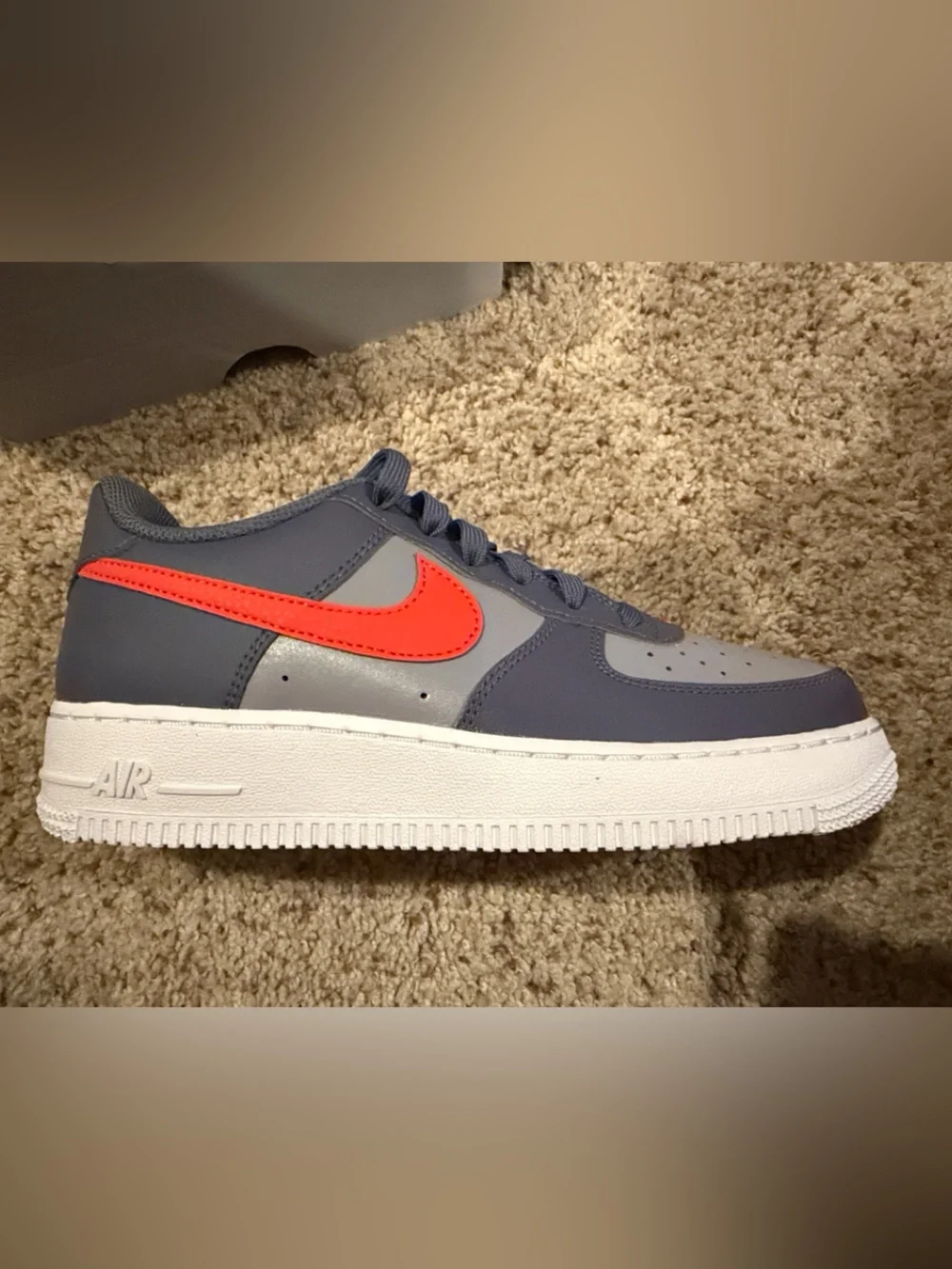 Nike Air Force 1 '07 LV8 Cool Grey Team Crimson Sneakers Size 6Y/7.5 Women’s